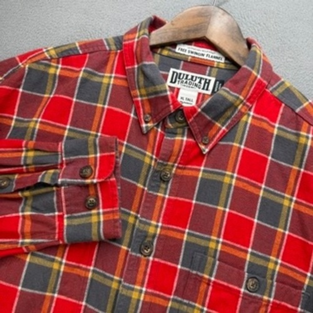 Duluth Trading Co Free Swingin Flannel Shirt Mens XL Tall Red Plaid Cotton Work